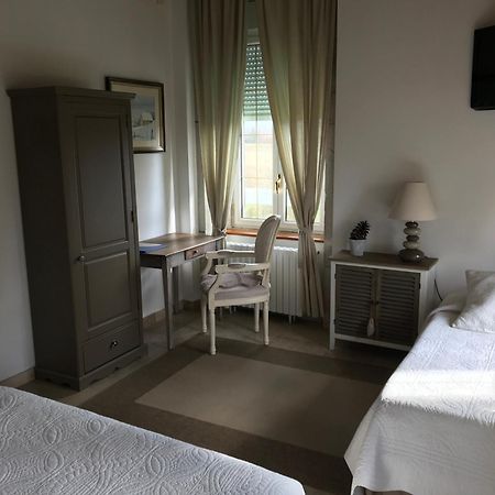 Domaine Du Manoir Bed & Breakfast Les Avenieres Ngoại thất bức ảnh