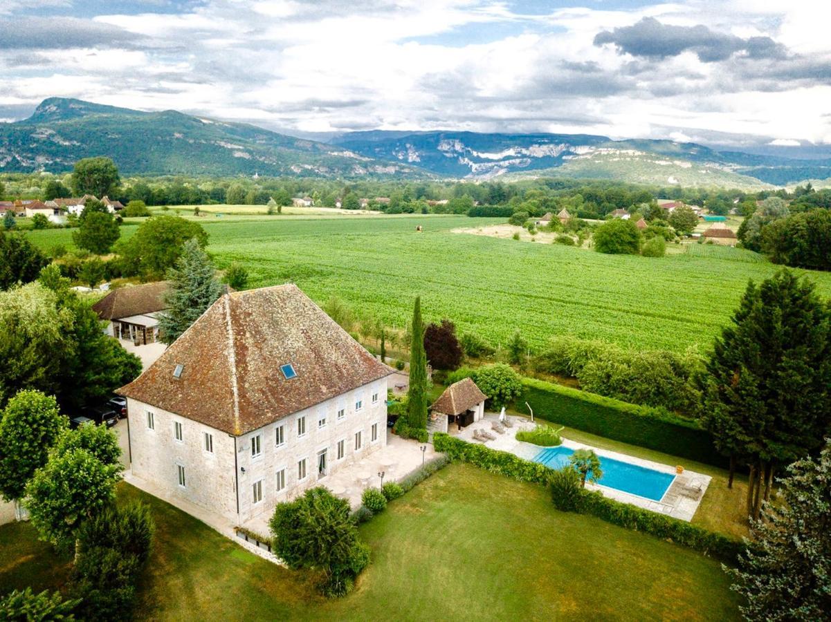 Domaine Du Manoir Bed & Breakfast Les Avenieres Ngoại thất bức ảnh