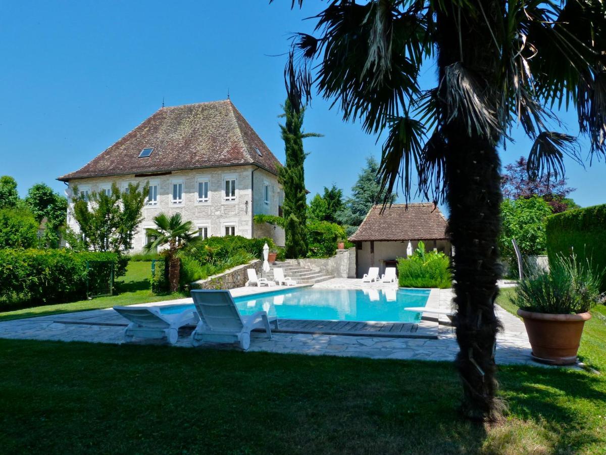 Domaine Du Manoir Bed & Breakfast Les Avenieres Ngoại thất bức ảnh